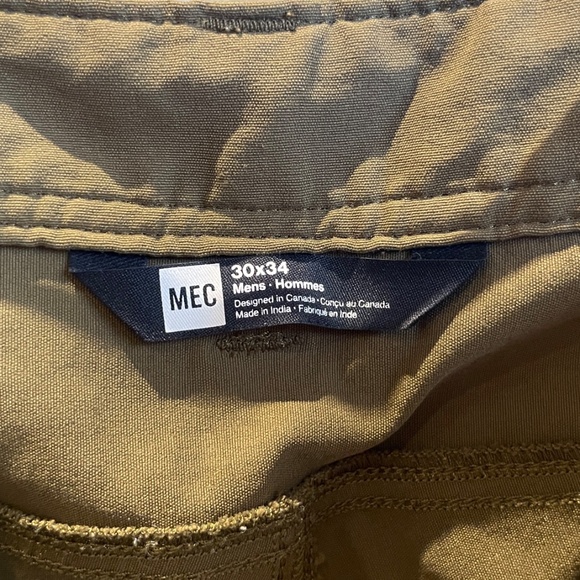 MEC Mochilero Stretch Convertible Pants - Men's 30x34 Excellent Condition - Picture 3 of 5